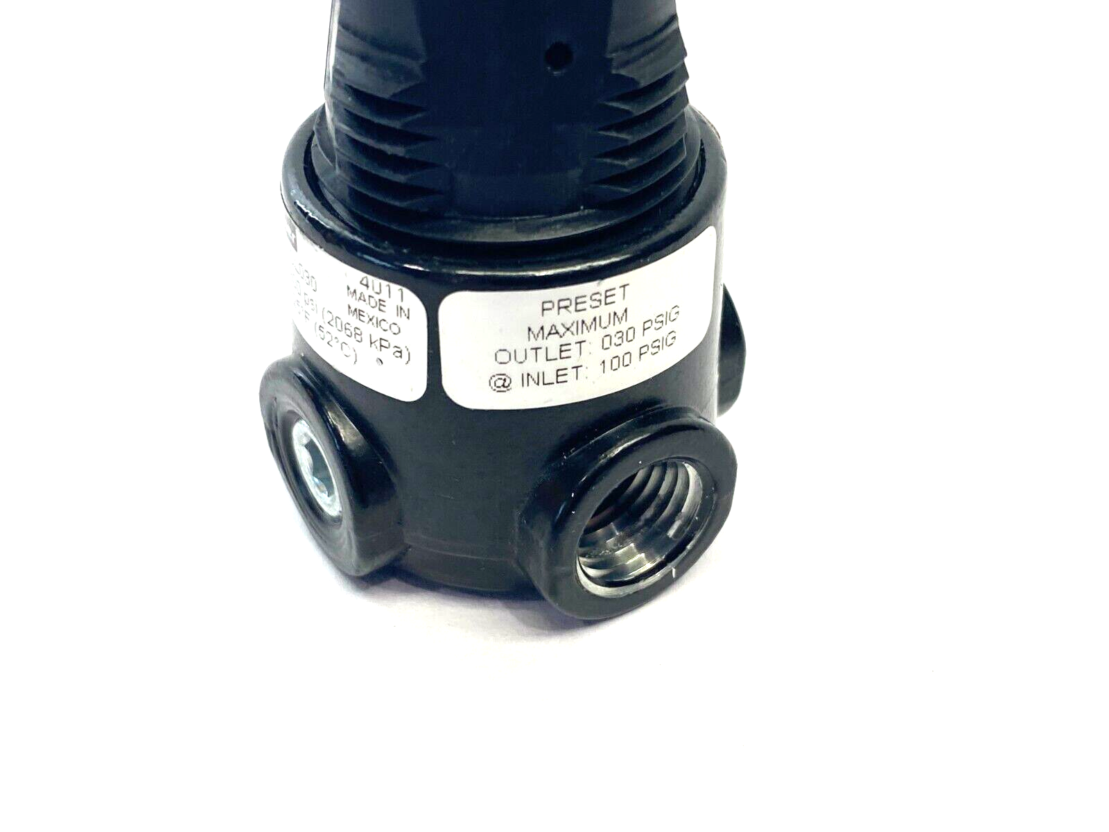 Parker 14R111FCL030 Pneumatic Regulator 1/4" NPT Ports 300psi Max Pressure - Maverick Industrial Sales