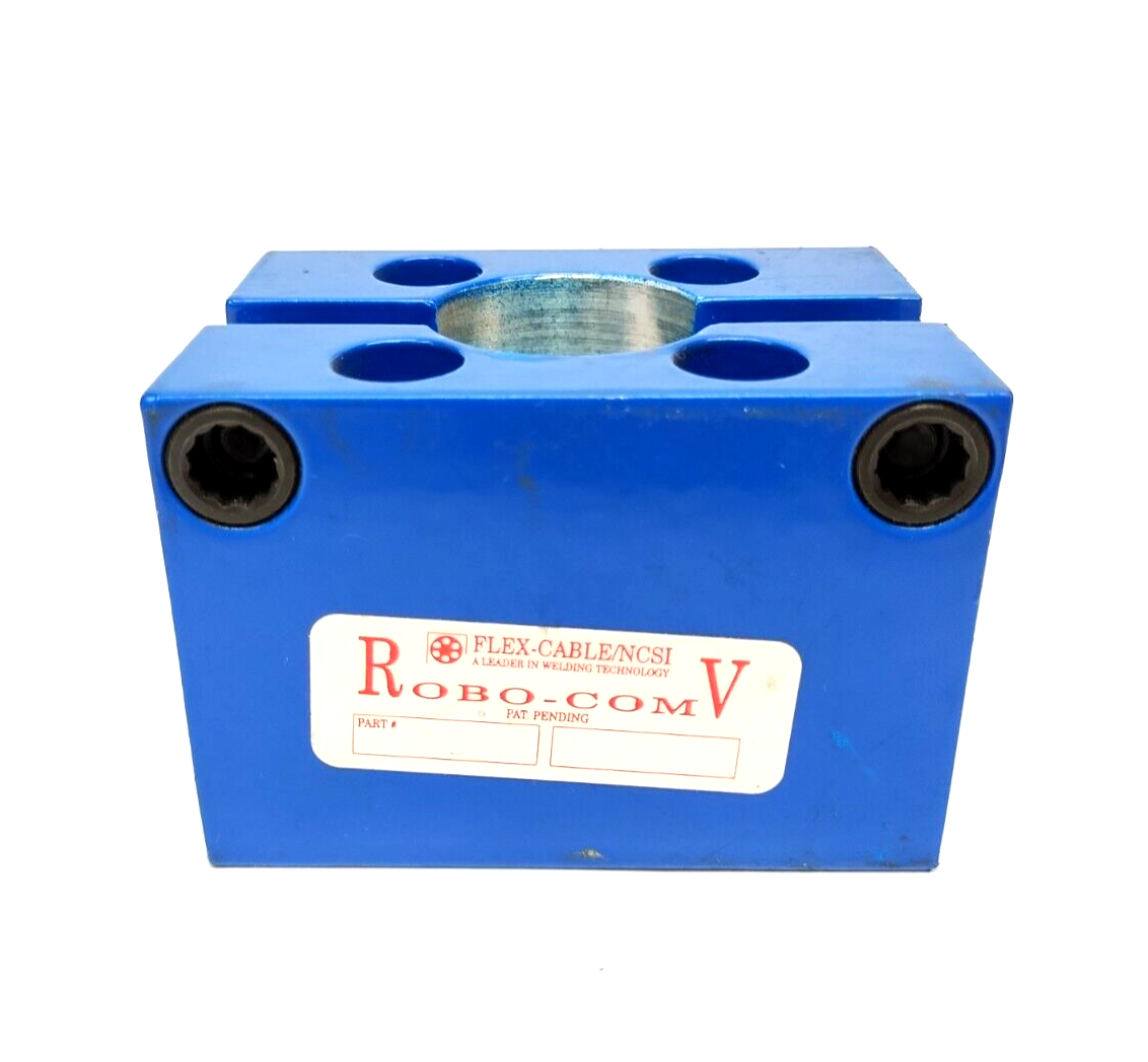 6651 | Flex-Cable Robo-Com V Clamping Mounting Block 3-1/4" x 2-1/4" - Used - Maverick Industrial Sales