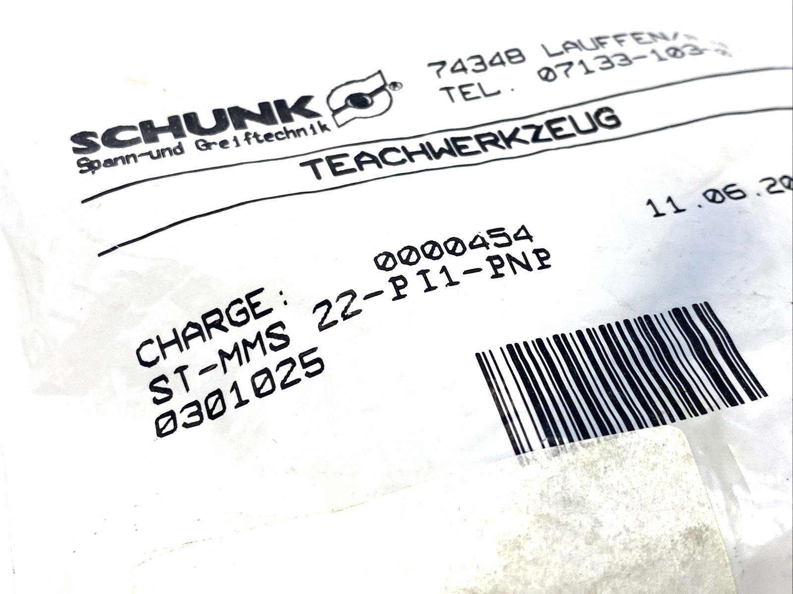 Schunk ST-MMS 22-PI1-PNP Plug Teaching Tool, M8 3-Pin PNP 301025 - Maverick Industrial Sales