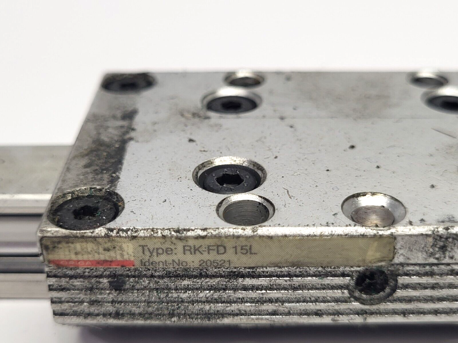 RK-FD 15L, GDL-FD 15L | Hoerbiger RK-FD 15L Guide Block w/ GDL-FD 15L Linear Guide Rail 16" - Used - Maverick Industrial Sales