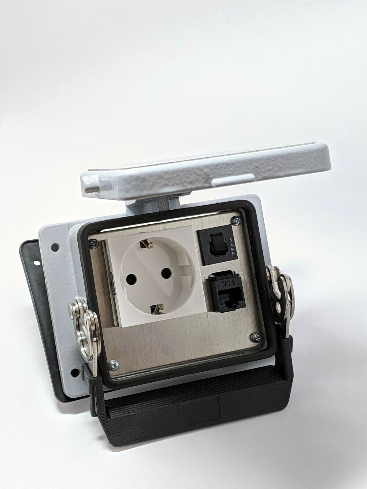 Mencom EP-RJ45-5R-32 Panel Interface Connector Continental European / RJ45 - Maverick Industrial Sales