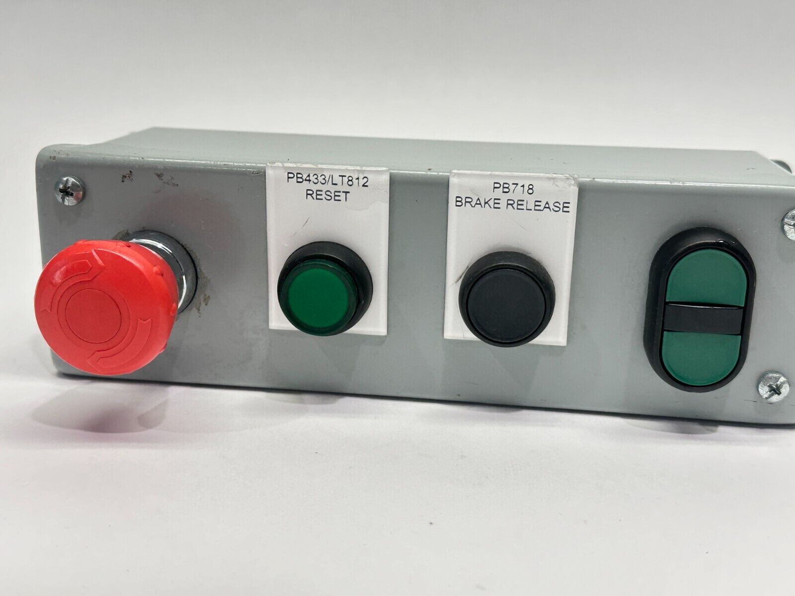 Hoffman E4PBGXM w/ Allen Bradley 800P-U2F3F3 800FP-FA2 800FM-MT4 800FP-LE3 - Maverick Industrial Sales