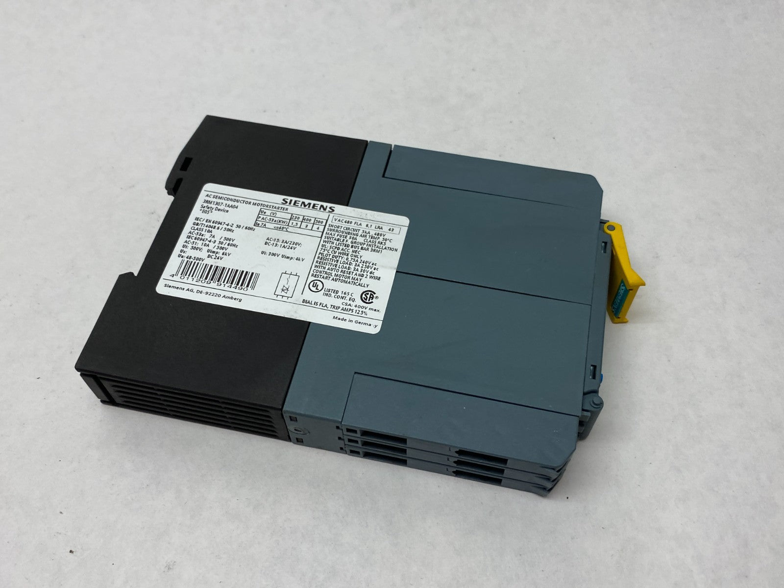 Siemens 3RM1307-1AA04 SIRIUS Fail-Safe Reversing Starter MISSING TERMINAL COVER - Maverick Industrial Sales