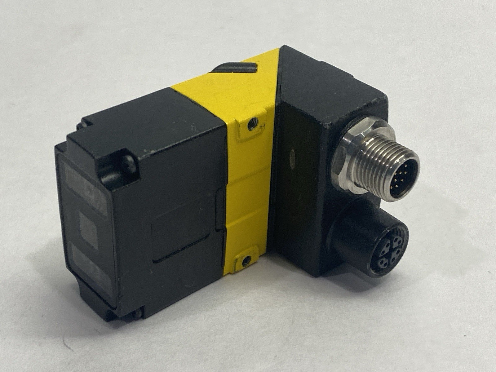 Cognex IS2000M-130-40-L18 In-Sight 2000 Vision Sensor 825-10807-1R 02 - Maverick Industrial Sales