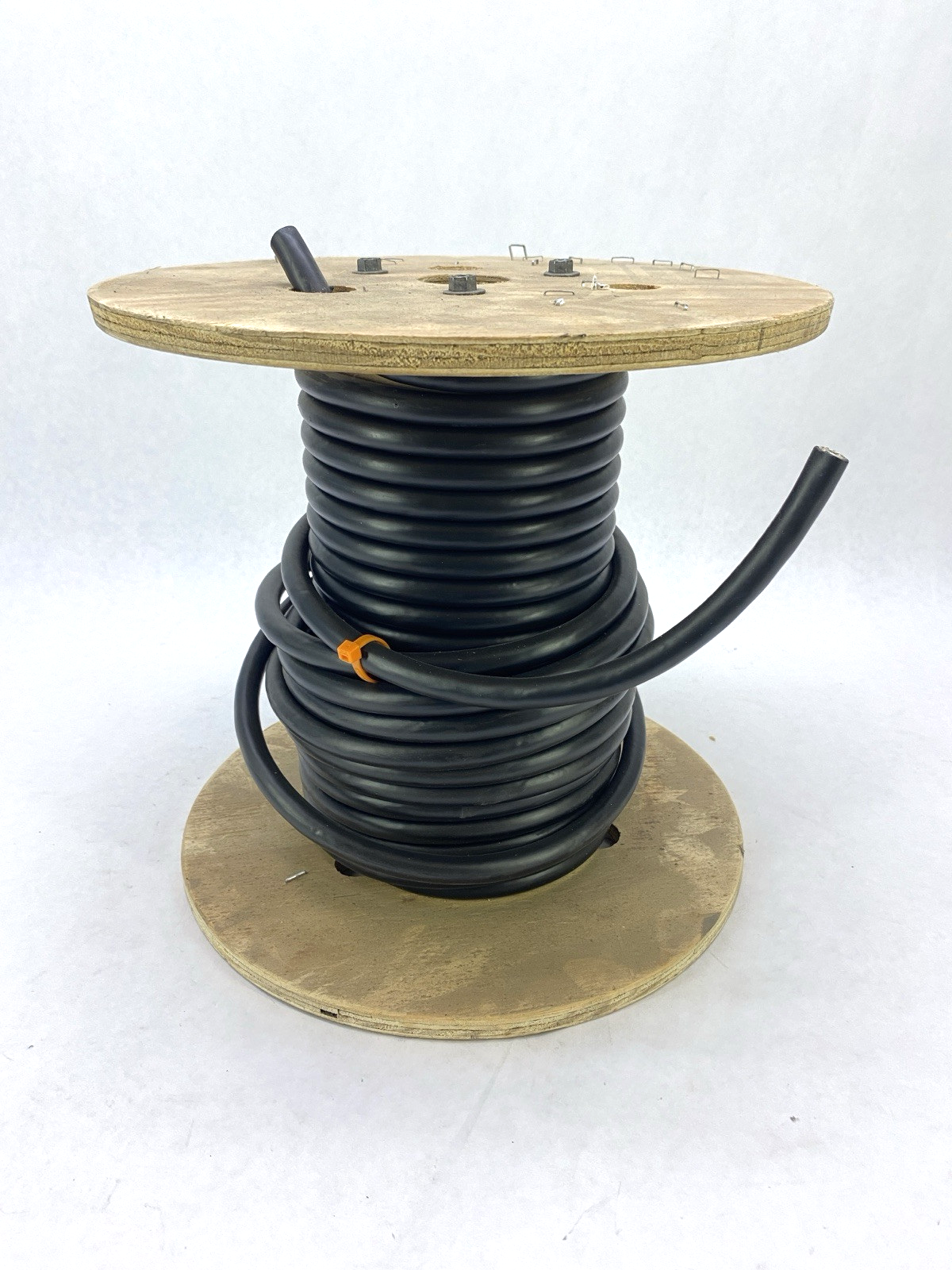 LAPP 701711 Cable OLFLEX® VFD 1XL w/SIGNAL 14/4C+18/2C 52.0 FT 4C 14 AWG Black - Maverick Industrial Sales