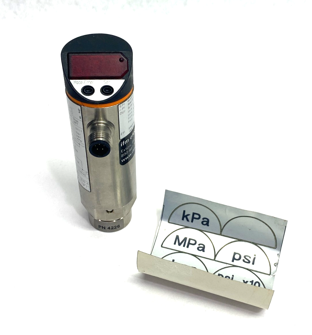 PN4226 | Ifm Pressure Sensor, Digital Display PN-2,5-RBN14-HFBOW/LS/ /V - New – Open box - Maverick Industrial Sales