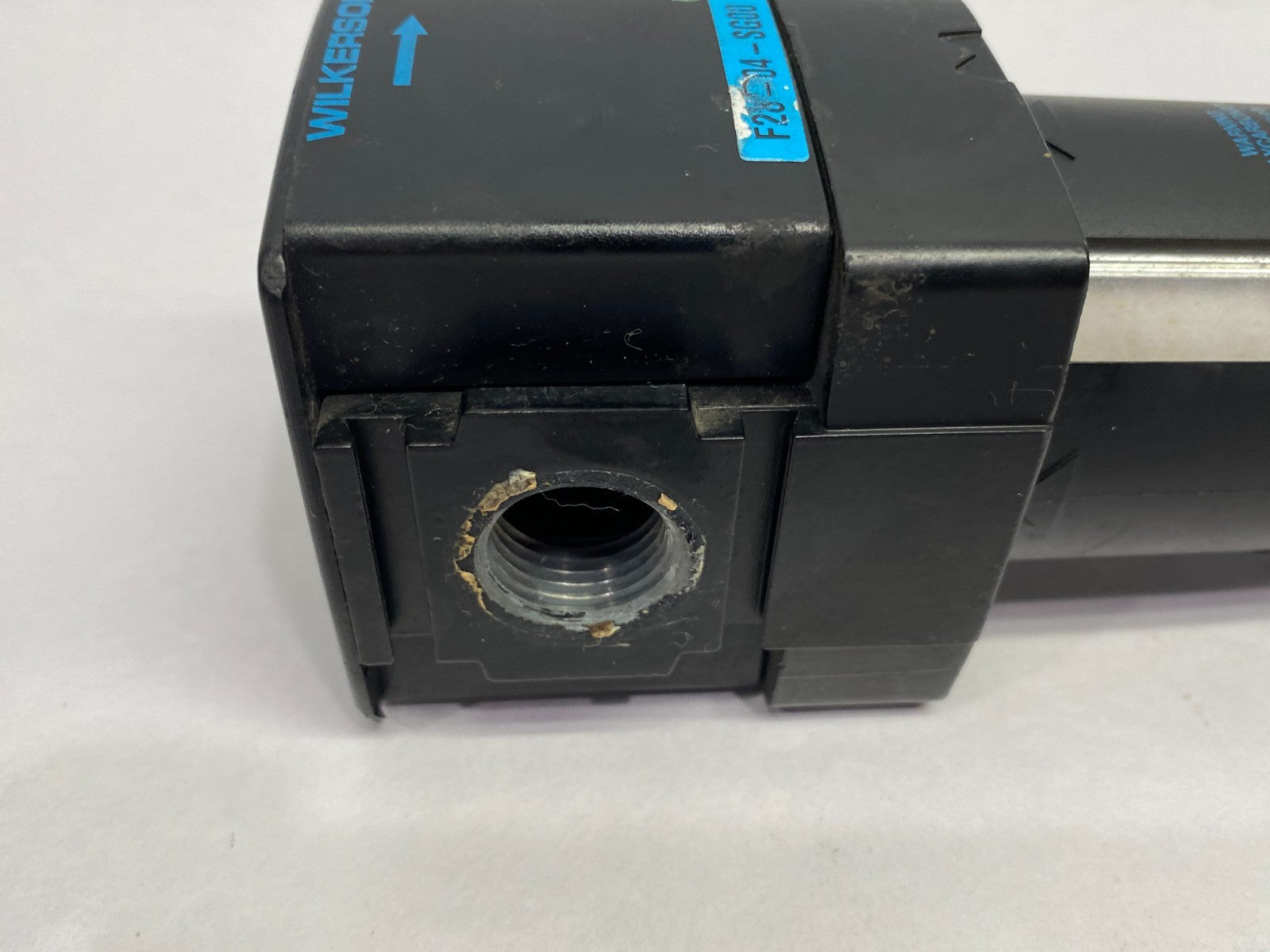 F28-04-SG00 | Wilkerson Particulate Air Filter 1/2" NPT - Used - Maverick Industrial Sales