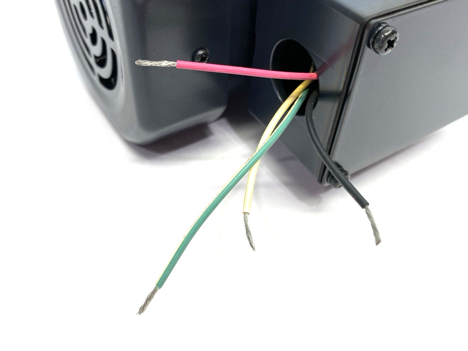 5IK60GU-SH | Oriental Motor World K Series Induction Motor, 3-Phase 60 W (1/12 HP) - New – Open box - Maverick Industrial Sales