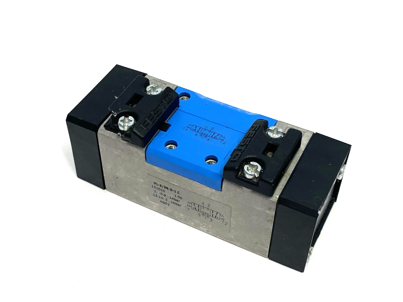 Festo VL-5-3G-D-1-C Pneumatic Valve 151010 CRACKED BODY - Maverick Industrial Sales