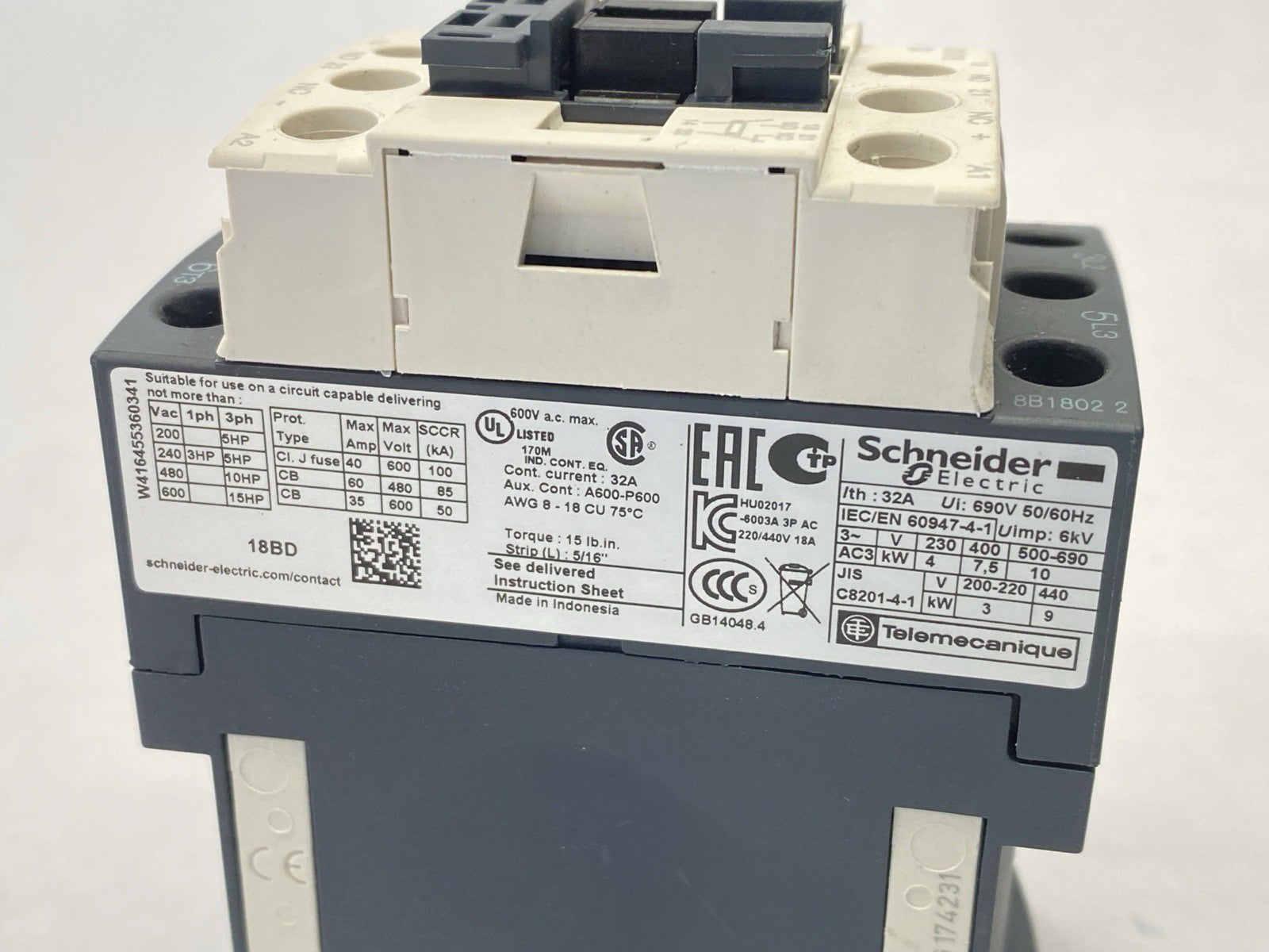 Schneider Electric LC1D18BD IEC Contactor 3P 18A 480VAC 24VDC Coil - Maverick Industrial Sales