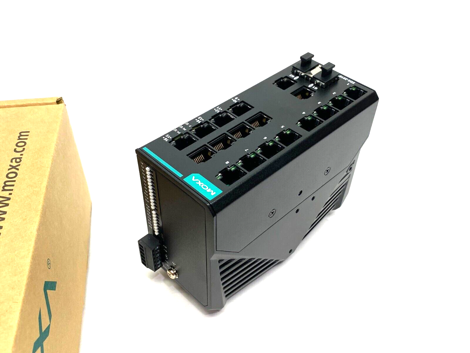 Moxa EDS-2018-ML-2GTXSFP Unmanaged Gigabit Ethernet Switch 18-Port V1.0.0 - Maverick Industrial Sales