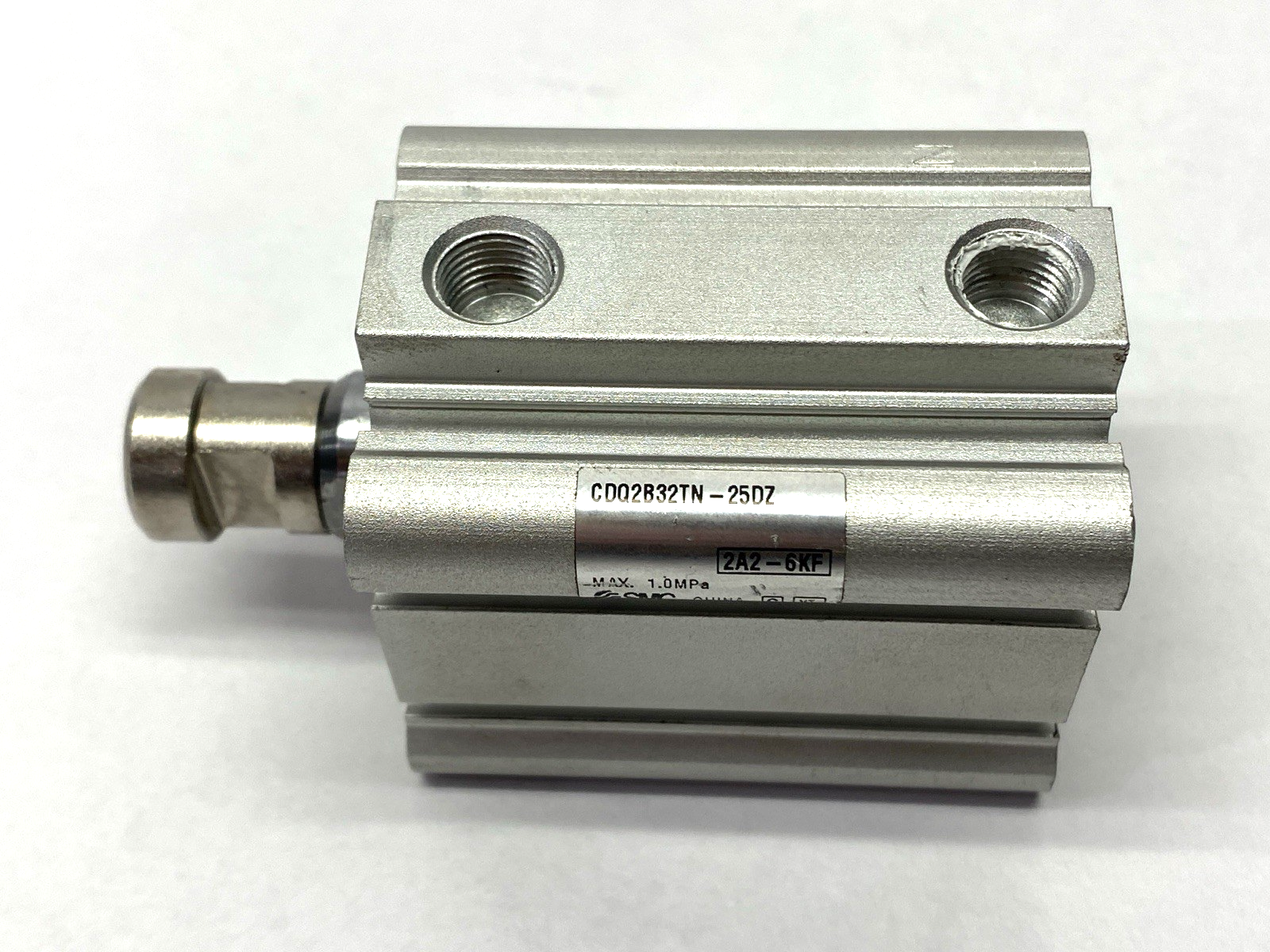 CDQ2B32TN-25DZ | SMC Compact Pneumatic Cylinder 32mm Bore 25mm Stroke - Used - Maverick Industrial Sales