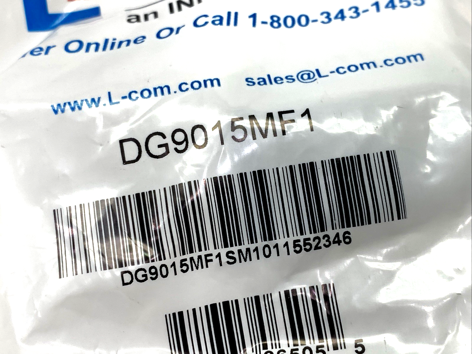 L-Com DG9015MF1 Low Profile Right Angle Adapter, DB15 Male To Female - Maverick Industrial Sales