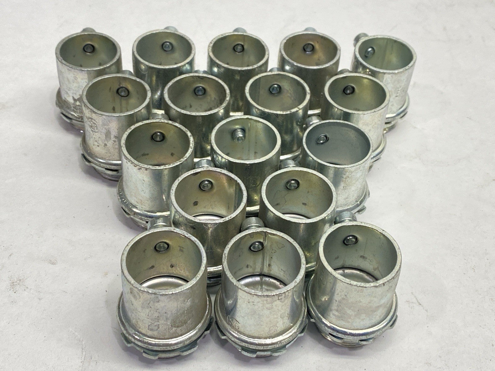 Halex 62707B 3/4" Set-Screw EMT Conduit Connector LOT OF 17 - Maverick Industrial Sales
