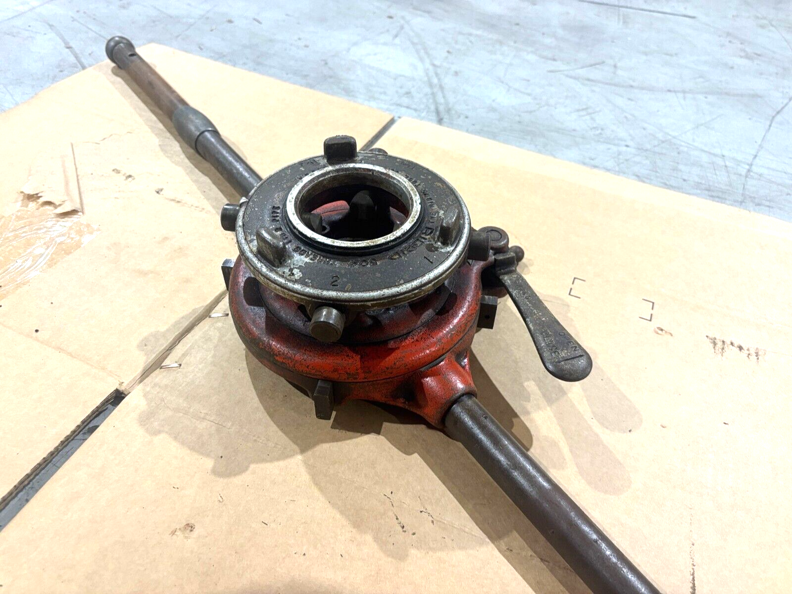 Ridgid 504 Adjustable Manual Pipe Threader with Double Handles - Maverick Industrial Sales