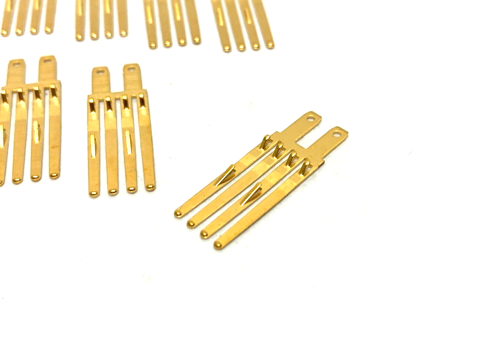 ITT Cannon 030-7380-002 Non-Gendered Gold Signal Contact LOT OF 10 - Maverick Industrial Sales