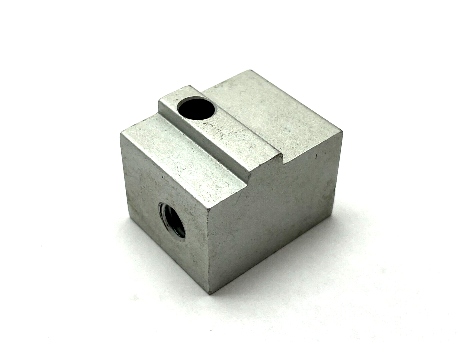 80/20 2900 Aluminum Panel Mount Block LOT OF 10 - Maverick Industrial Sales