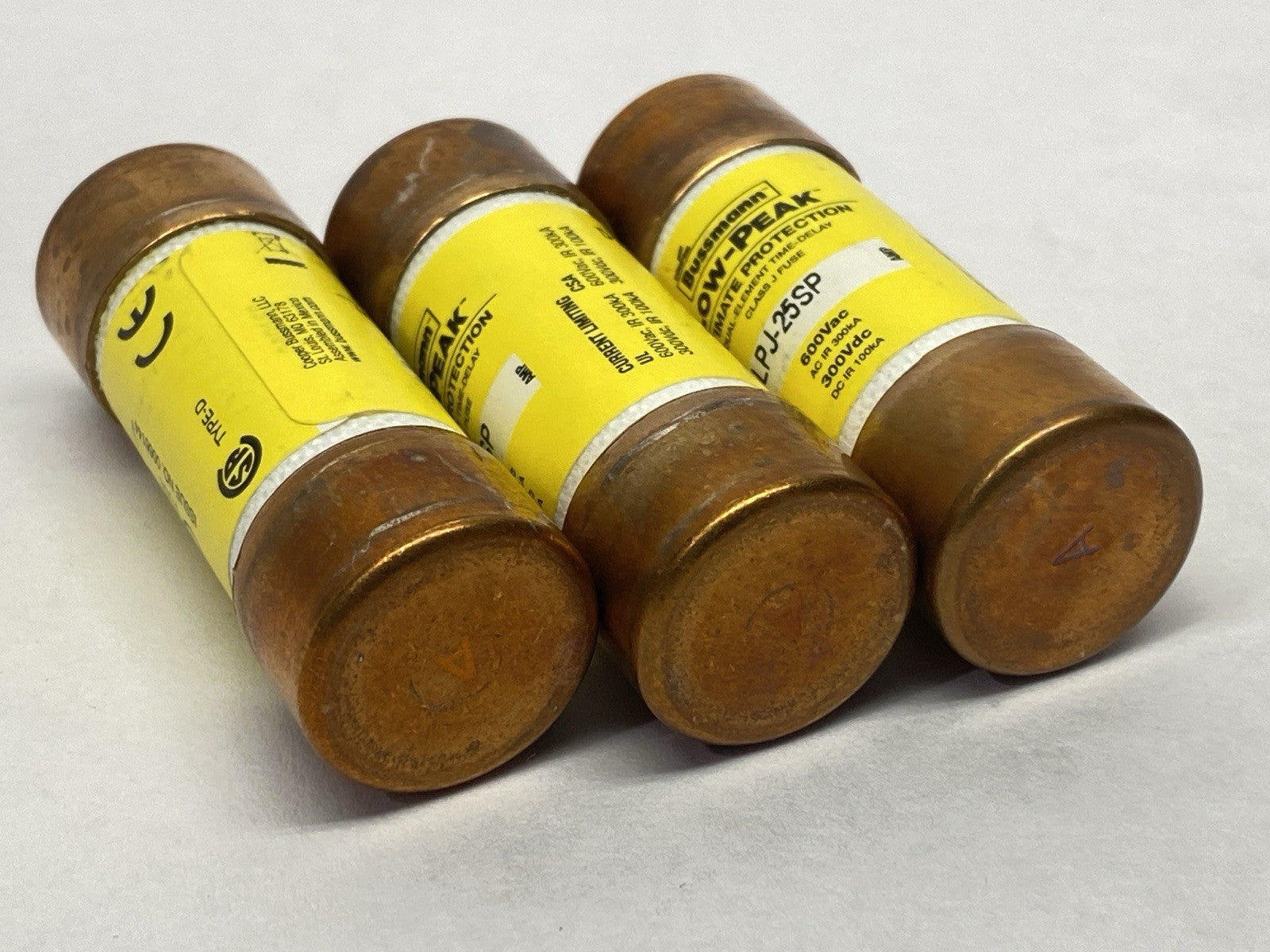 Bussmann LPJ-25SP Low-Peak Time Delay Fuse 25A 300VDC 600VAC LOT OF 3 - Maverick Industrial Sales