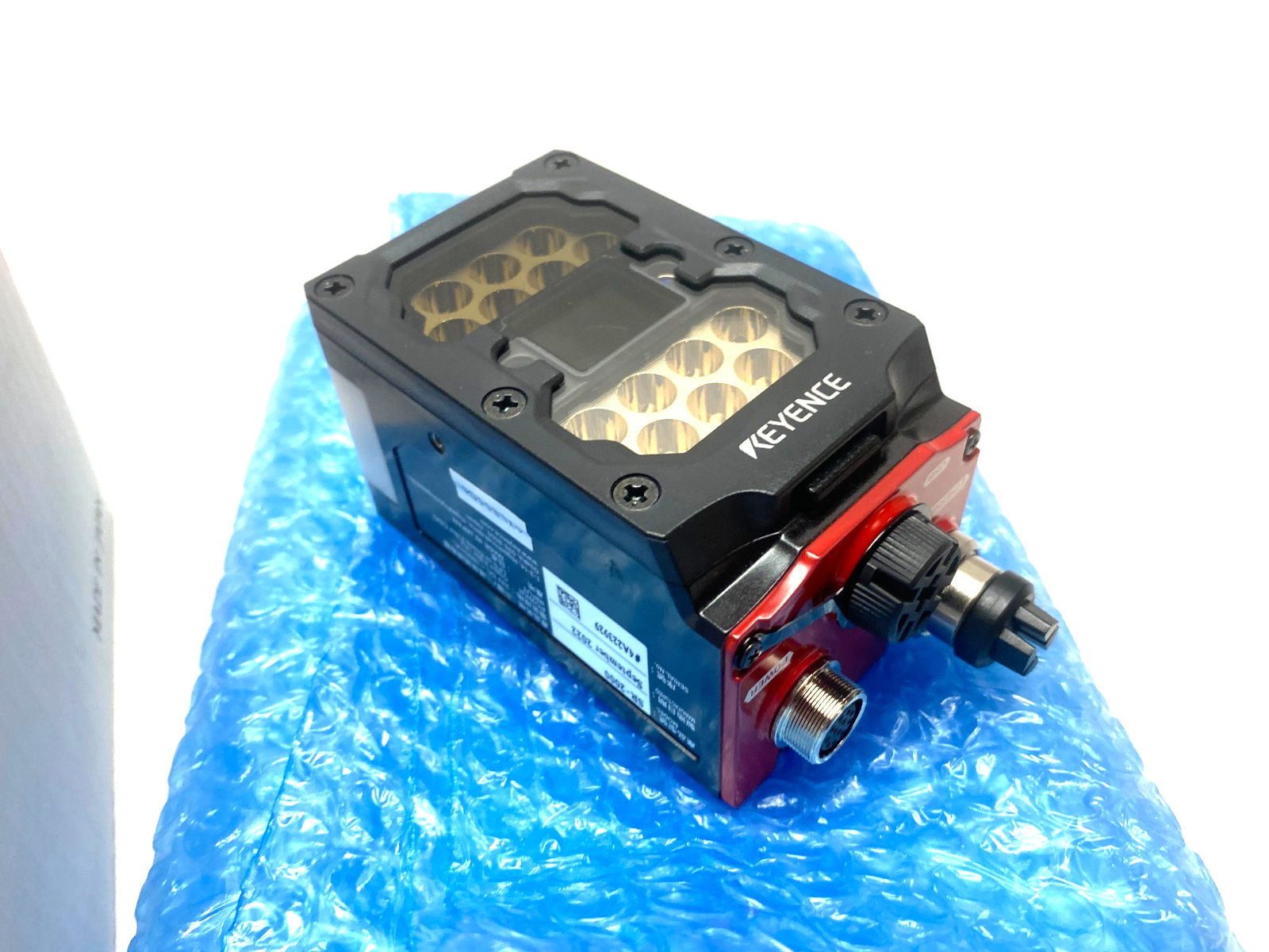 Keyence SR-2000 1D/2D Code Reader, Full Range Model, 2048 × 1536 pixels - New – Open box - Maverick Industrial Sales