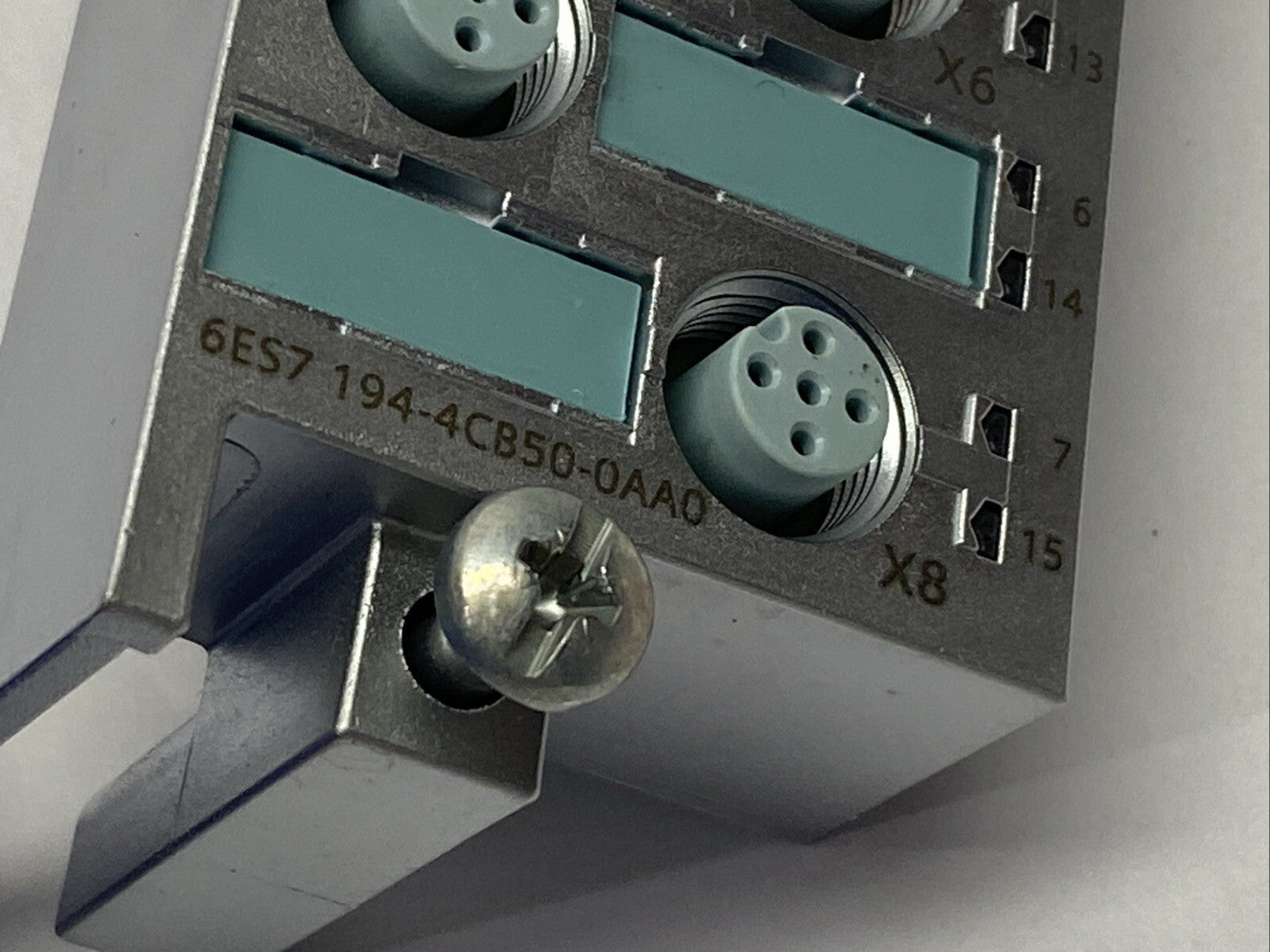 Siemens 6ES7 194-4CB50-0AA0 Simatic ET 200PRO Connecting Module CM IO 8 x M12 - Maverick Industrial Sales