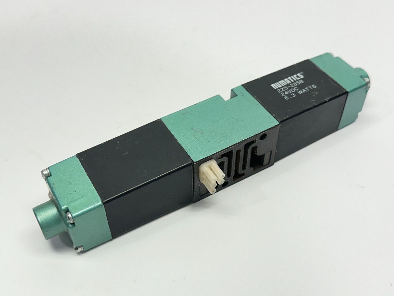 Numatics 082SS531M000061 MK 8 Series Solenoid Valve 4-Way 0.25A 24VDC - Maverick Industrial Sales