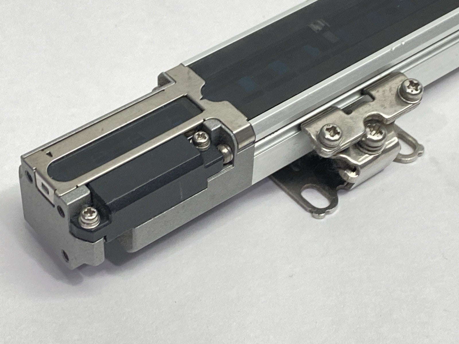 SL-V31F-R | Keyence Safety Light Curtain Receiver 31 Axes - Used - Maverick Industrial Sales