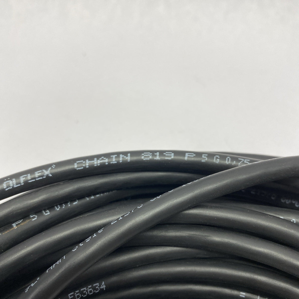 Lapp Oleflex 1027813 CHAIN 819 P 5G0,75 Cable 25M - Maverick Industrial Sales