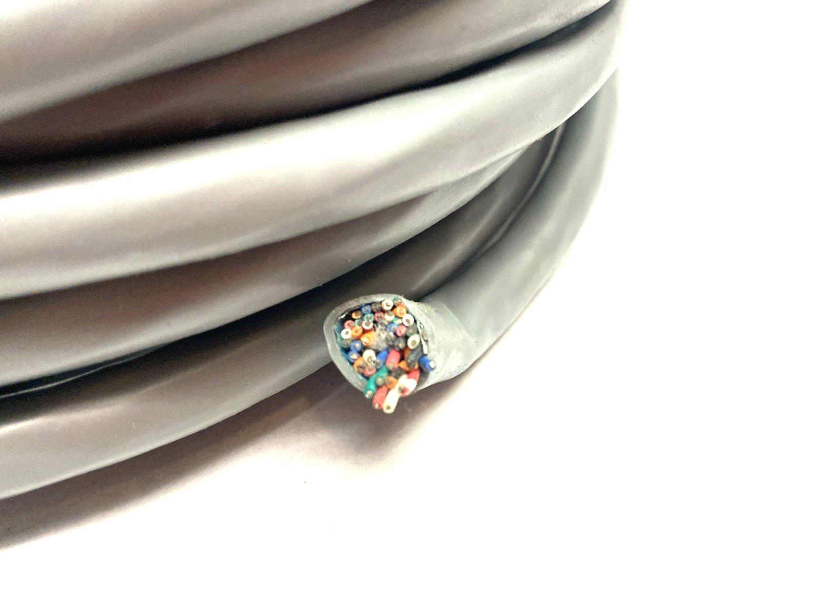 9545 | Belden 24 AWG Shielded PVC RS-232 Computer Cable 40-Conductor LOT OF 25ft - New Other - Maverick Industrial Sales