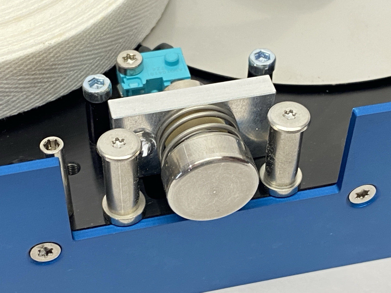 IC Automation 2000185 Wiper I Industrial Automatic Dispenser Needle Cleaner - Maverick Industrial Sales