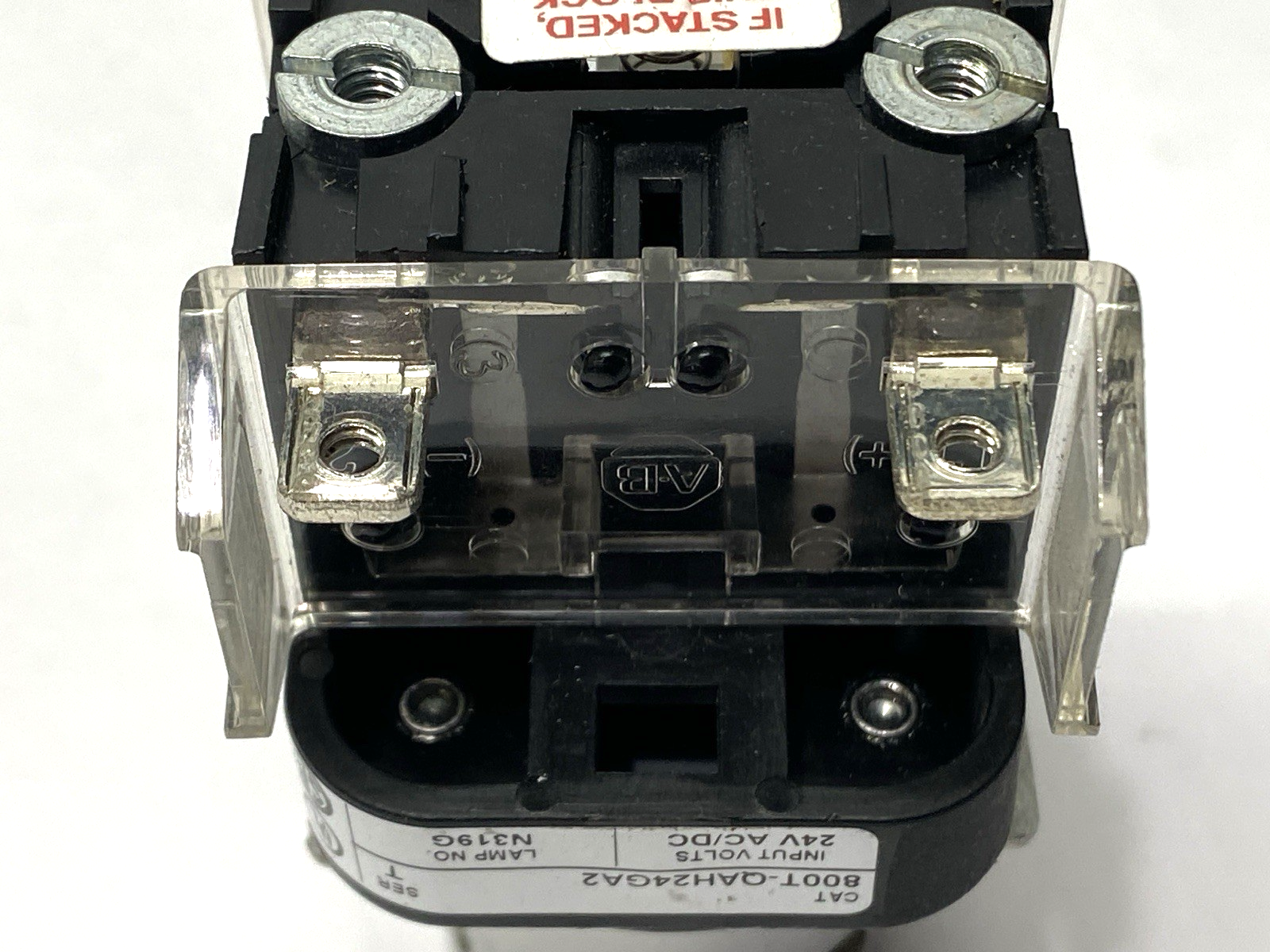 Allen Bradley 800T-QAH24GA2 Green Illuminated Push Button 30.5mm Ser. T - Maverick Industrial Sales
