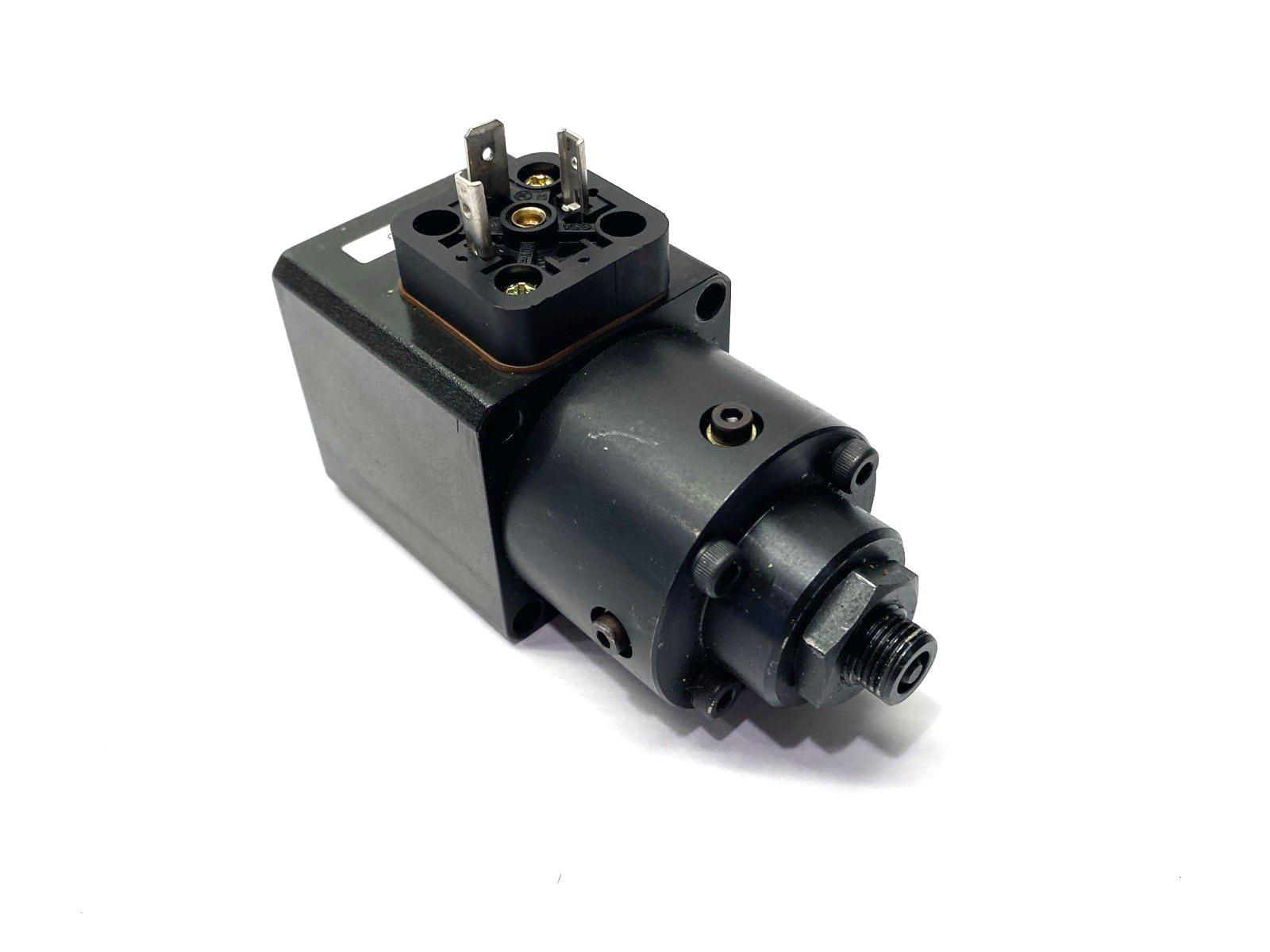 604 035 Proportional Hydraulic Square Form Solenoid Coil - Maverick Industrial Sales