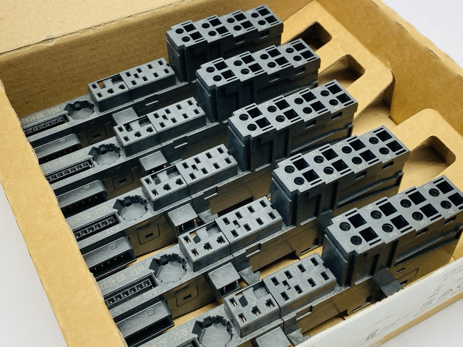 Siemens 6ES7 193-4CB20-0AA0 SIMATIC ET200S Terminal Module BOX OF 5 - Maverick Industrial Sales