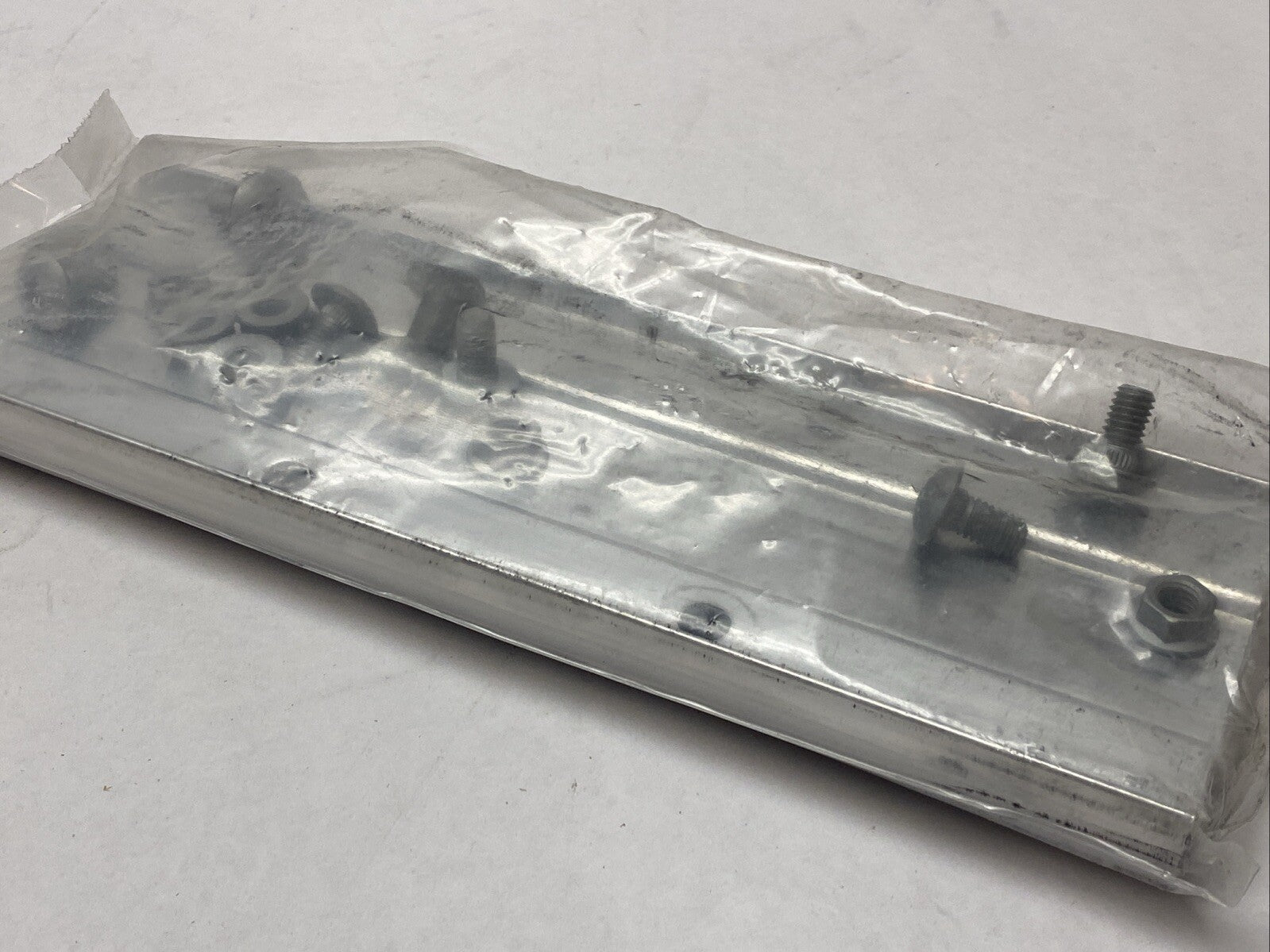 Legrand 4A-SSP-GE 4H Straight Splice Kit P314126 - Maverick Industrial Sales