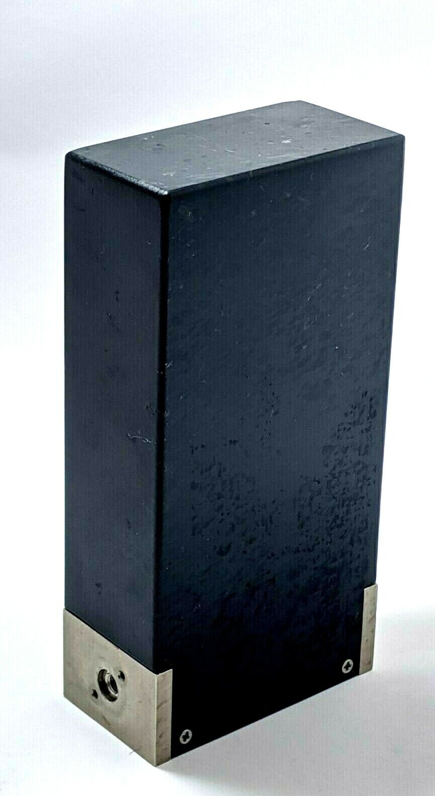Pneucleus MDF-4502100N-01 Mass Flow Controller - Maverick Industrial Sales