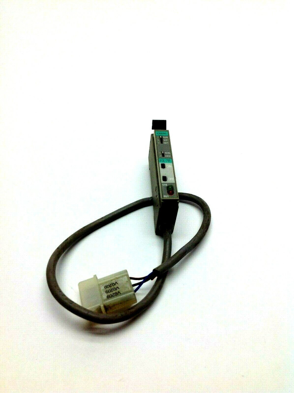 SunX FX-7P Fiber Sensor Amplifier PNP Output 12-24VDC - Maverick Industrial Sales