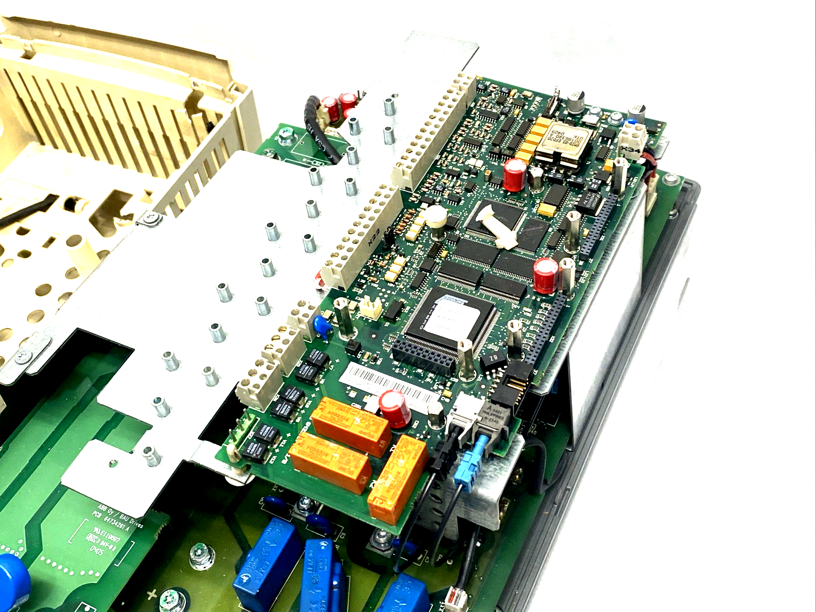 ACS800-01-0040-7 | ABB Drive 36A 3PH 690VAC 0-300Hz - For parts or not working - Maverick Industrial Sales