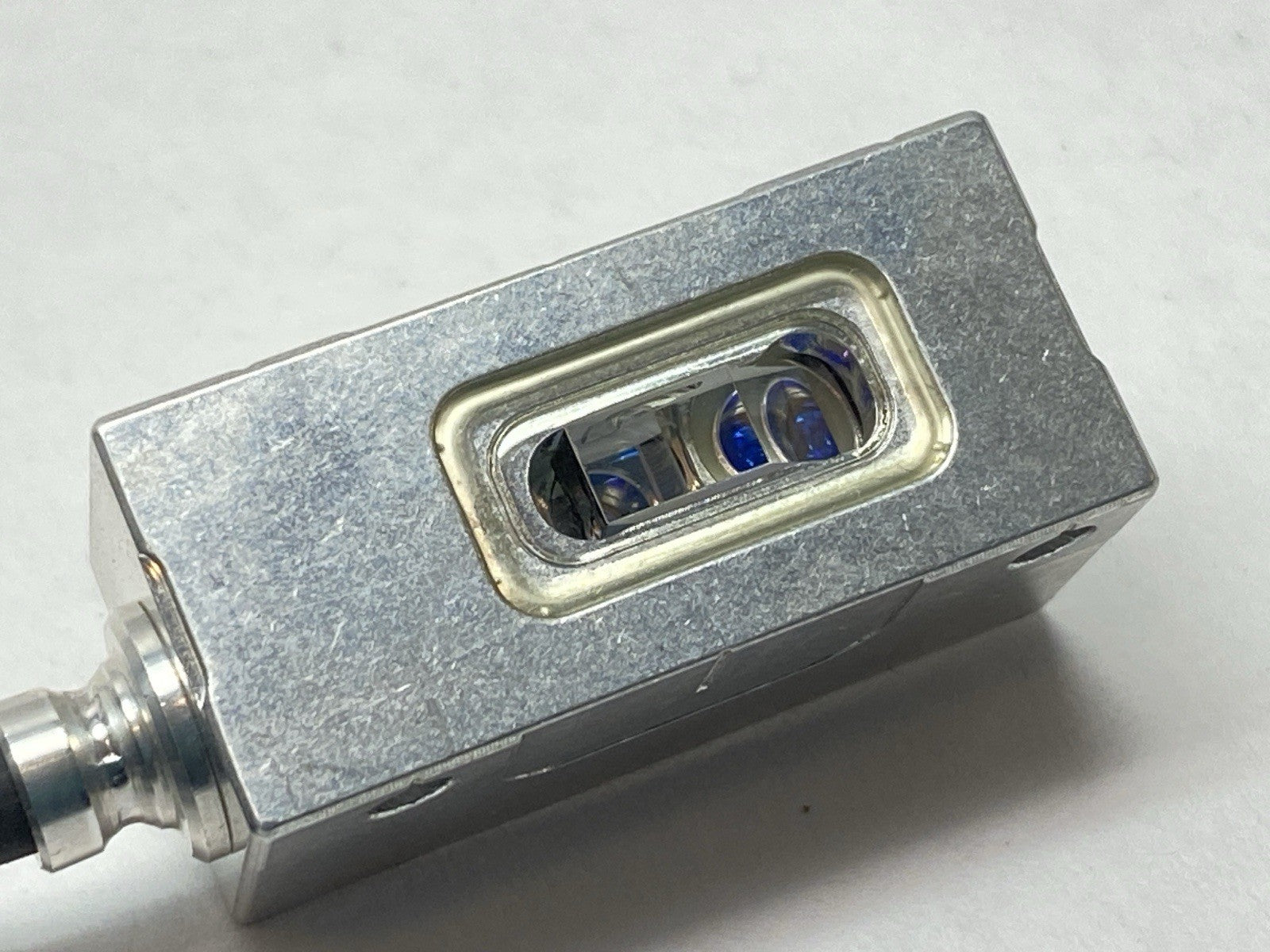 RL36BAE001DX5F | Renishaw Linear Encoder Sensor Head - Used - Maverick Industrial Sales