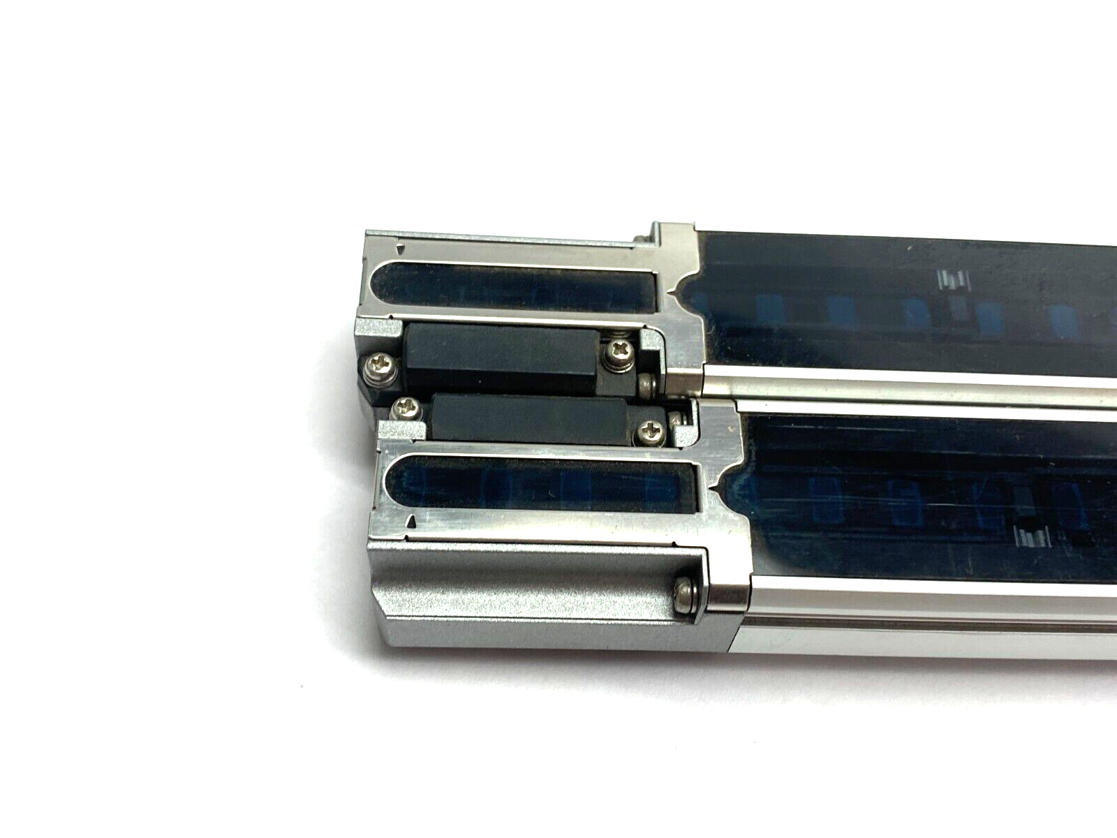 Keyence SL-V87F Safety Light Curtain Transmitter & Receiver Set 87 Optical Axes - Maverick Industrial Sales