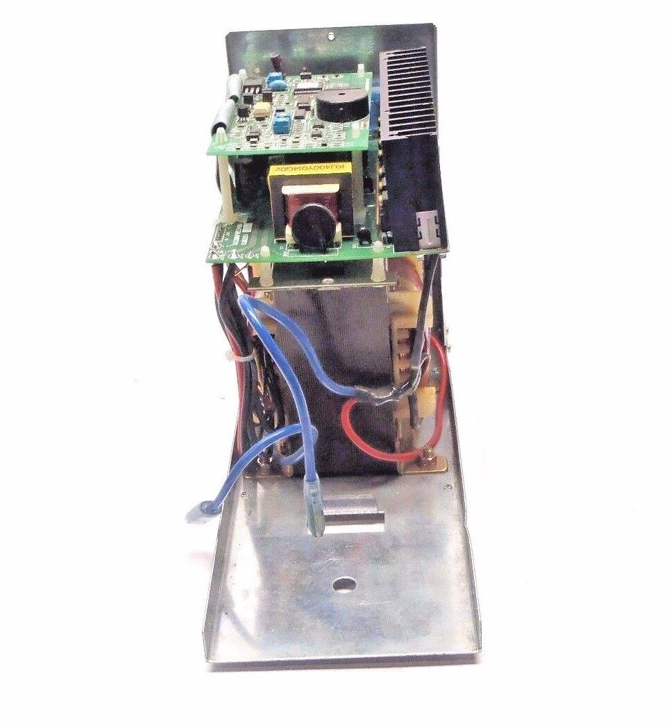 Mitsubishi FW-P10-0.5K Uninterruptable Power Supply UPS 0.7 kVA - For parts or not working - Maverick Industrial Sales