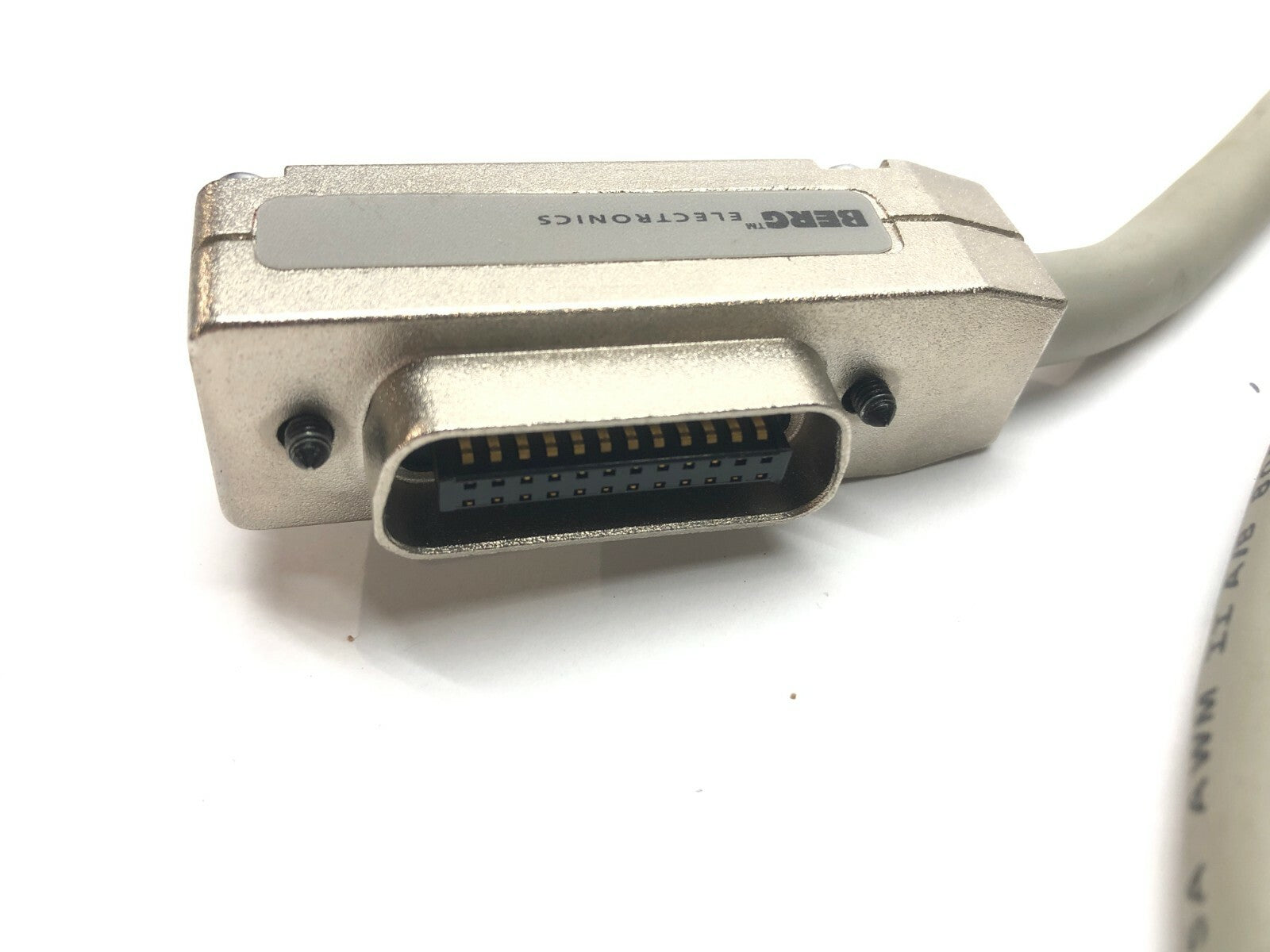 Berg Electronics 81190-010 Interface Cable REV E 1.1m Length FCI/37/01 - Maverick Industrial Sales