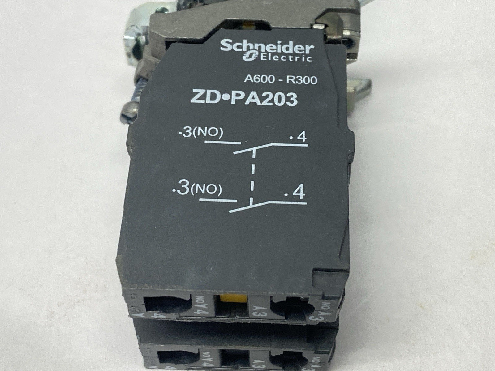 Schneider Electric XD4PA24 4-Position Joystick Controller 6HM18 - Maverick Industrial Sales