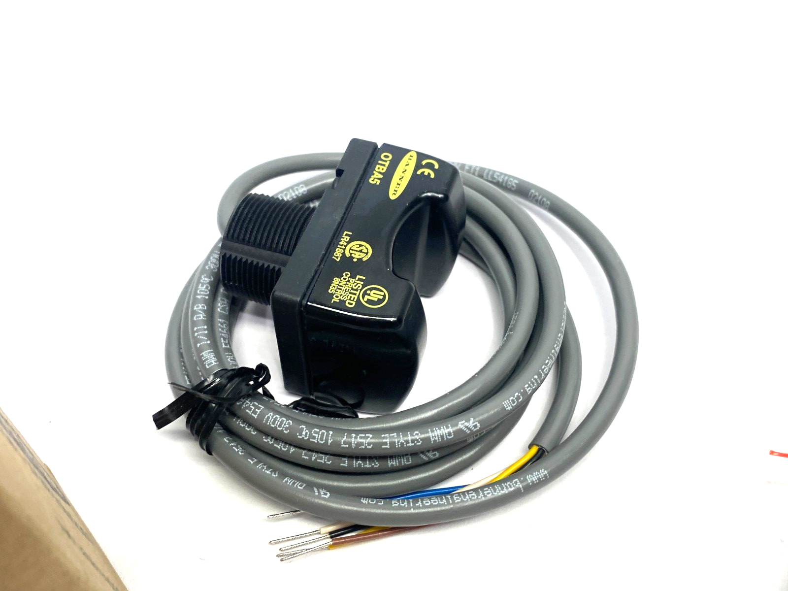 OTBA5 W/Y | Banner Momentary Action Touch Button 35078 MISSING FRONT COVER - New – Open box - Maverick Industrial Sales