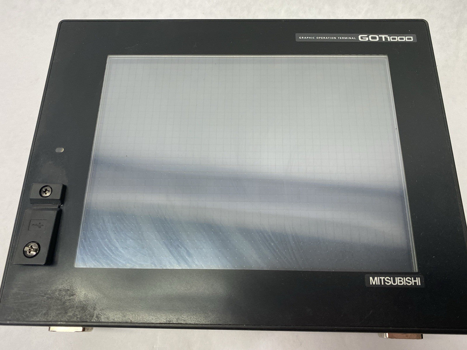 GT1562-VNBD | Mitsubishi Graphic Operation HMI Terminal GOT1000 w/ GT15-J71E71-100 - Used - Maverick Industrial Sales