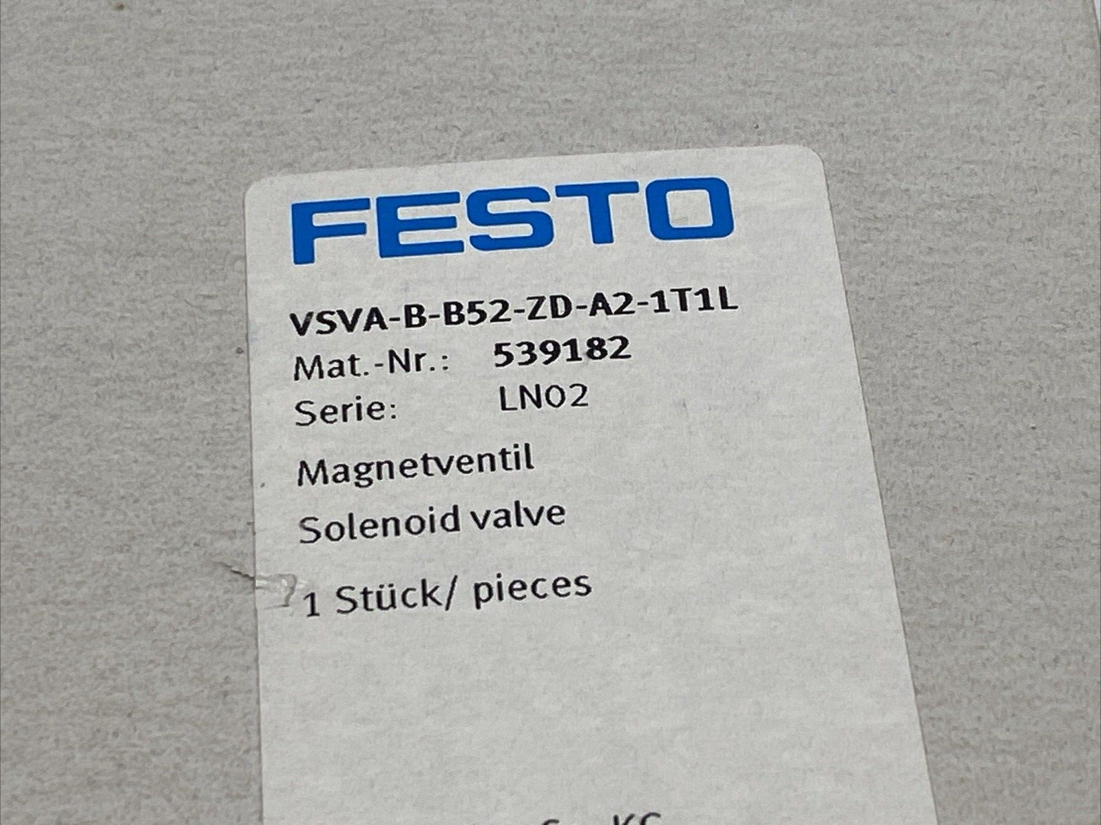 Festo VSVA-B-B52-ZD-A2-1T1L Air Solenoid Valve 5/2 539182 - Maverick Industrial Sales