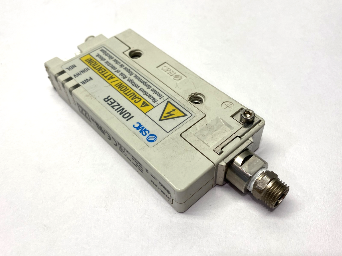IZN10E-11P06 | SMC Nozzle Type Ionizer, 6mm Port, Rc 1/8" DAMAGED MOUNTING HOLES - Used - Maverick Industrial Sales