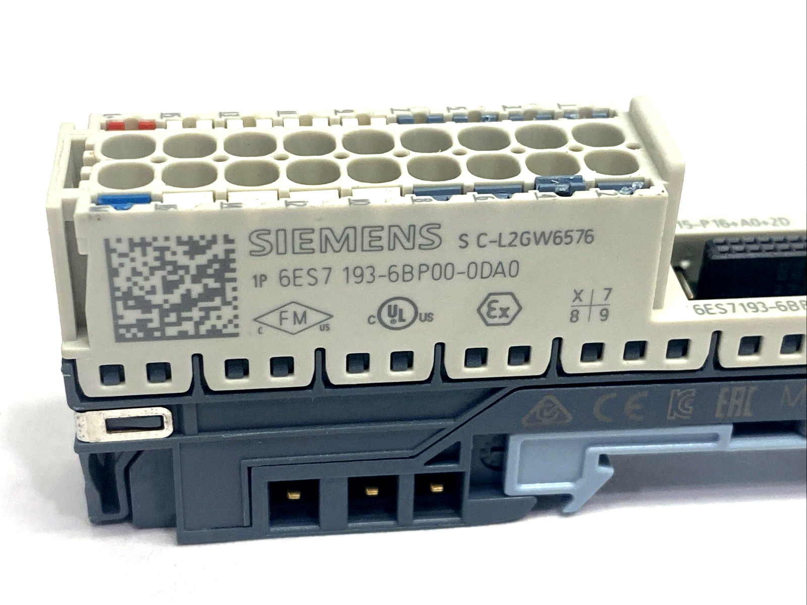 6ES7193-6BP00-0DA0 | Siemens SIMATIC ET 200SP, BaseUnit BU15-P16+A0+2D - Used - Maverick Industrial Sales
