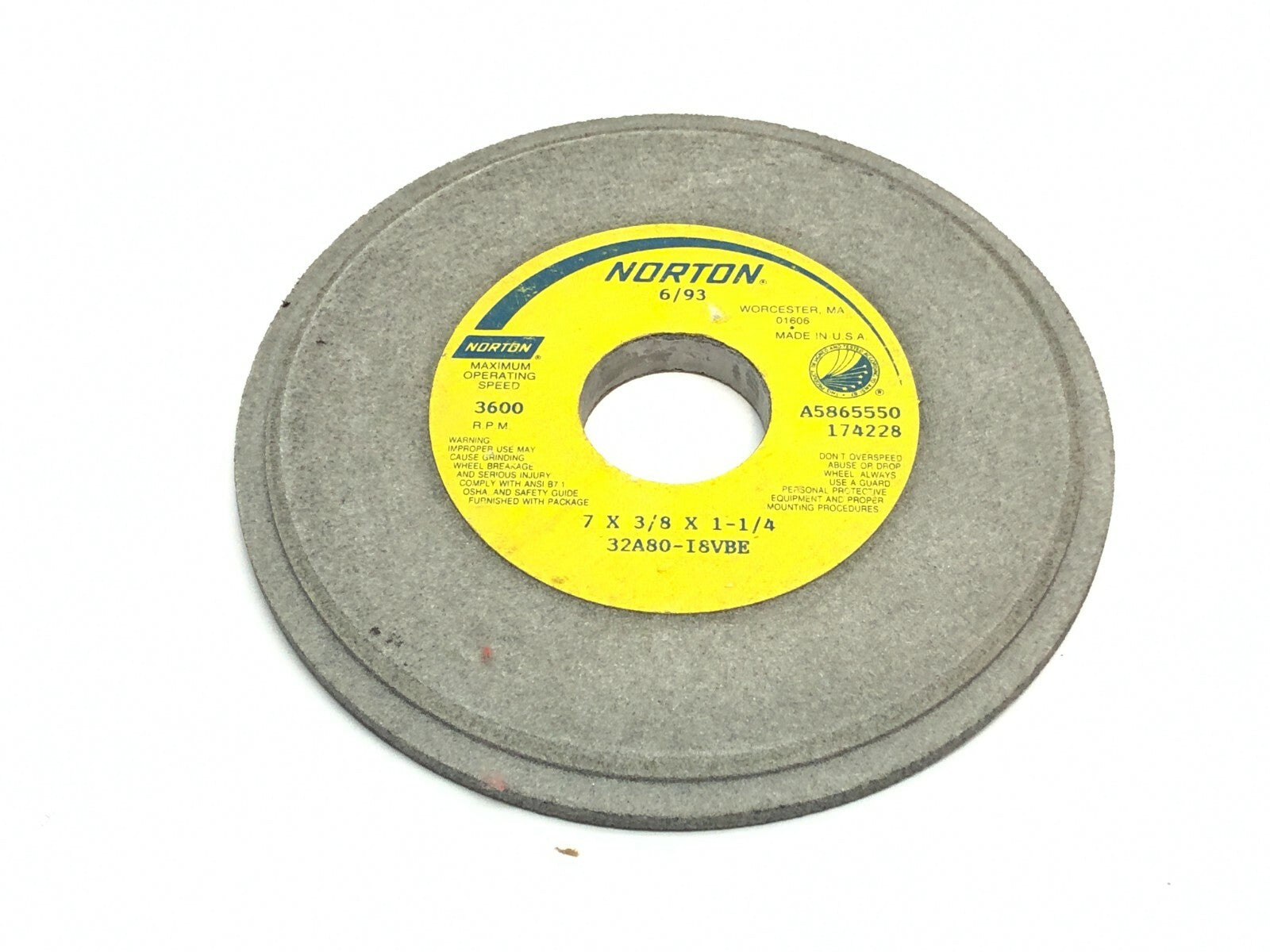 Norton 32A80-I8VBE Grinding Wheels 1-1/4" Bore 3600 RPM LOT OF 5 - Maverick Industrial Sales