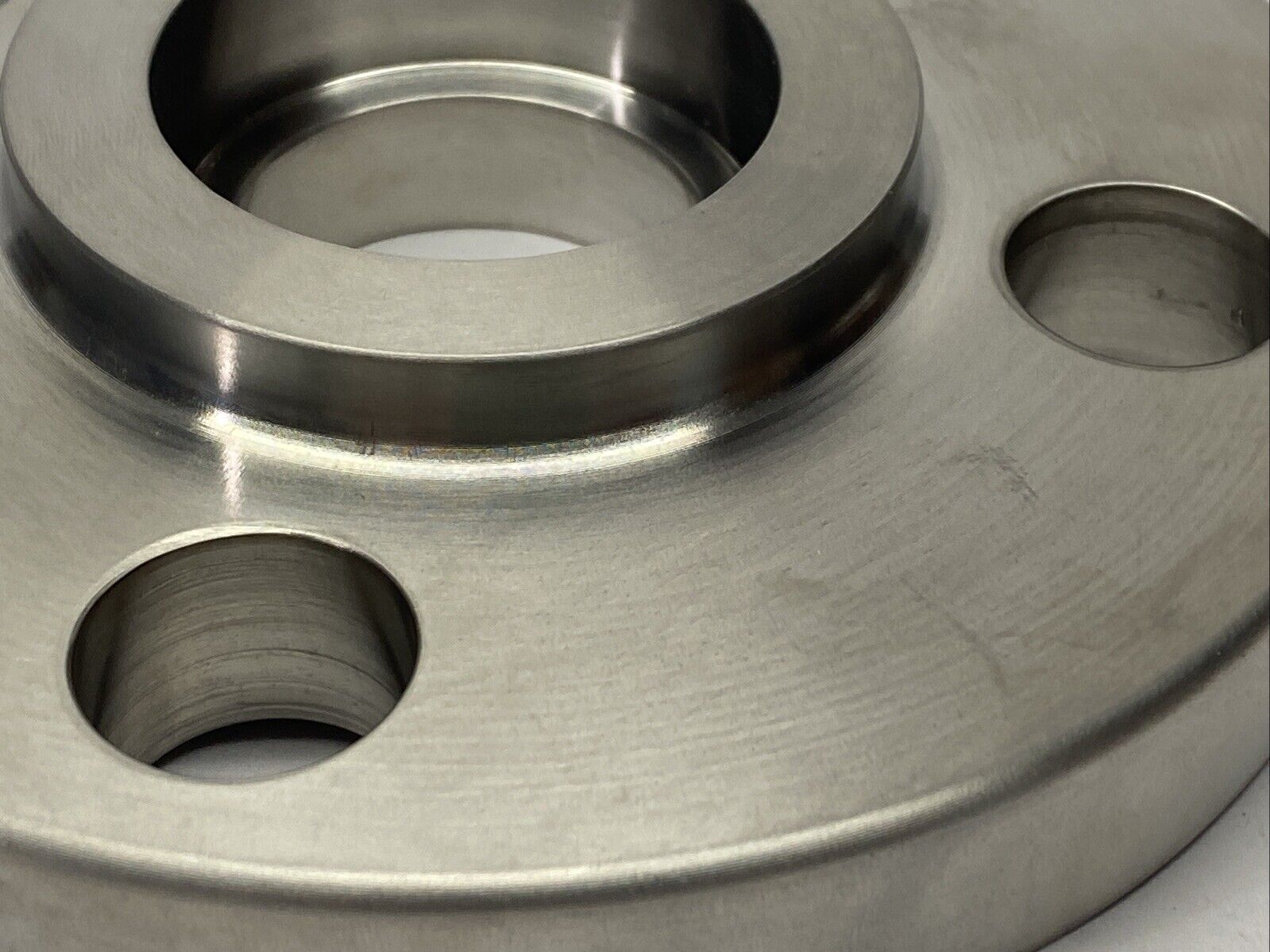 Flowserve 10046600 RLSA34171 Flange 1-3/8" Bore 5-1/4" OD 4-Hole - Maverick Industrial Sales