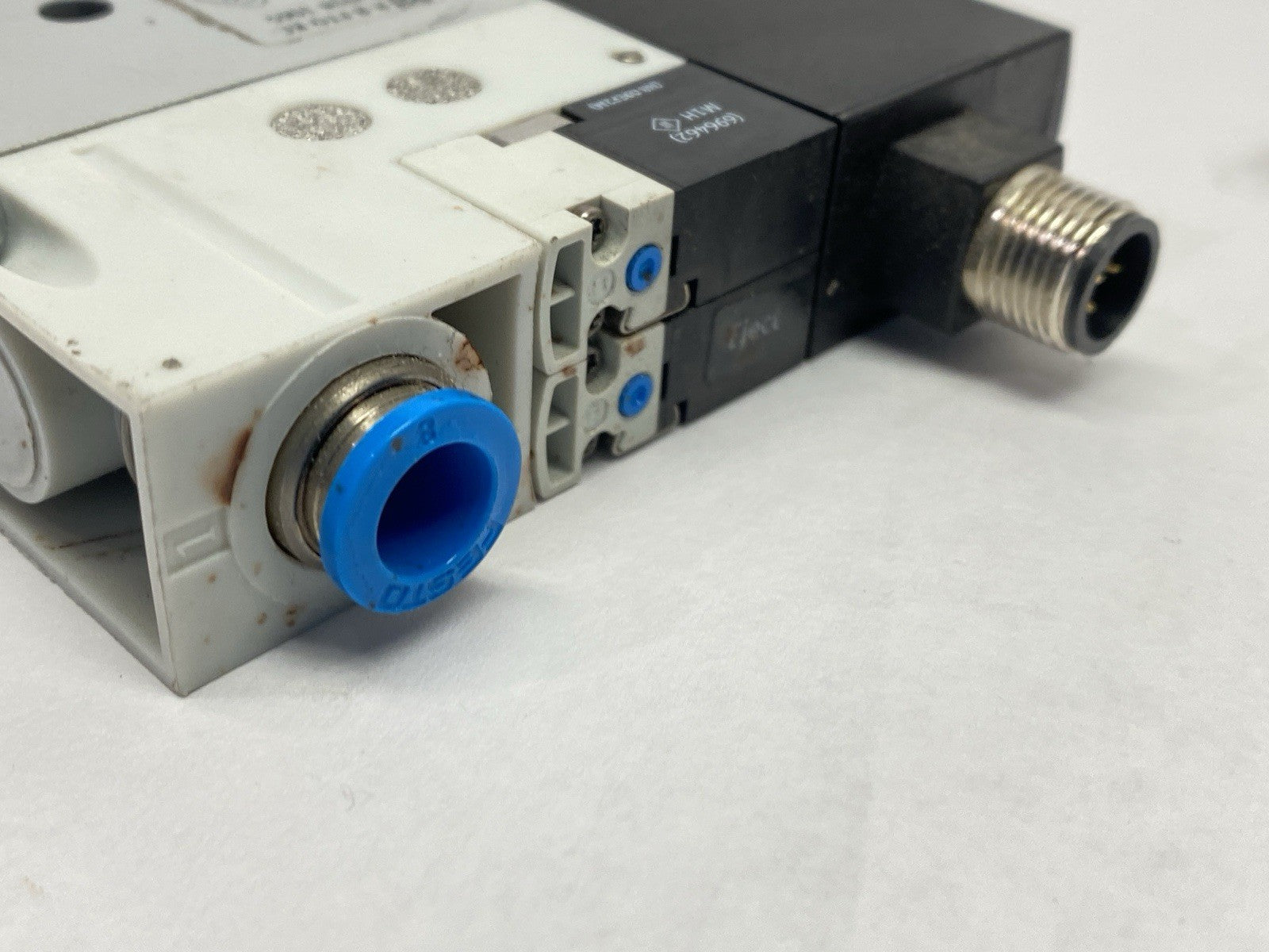 QVEM-10-L-B-QO-CE-N-LK | Festo Vacuum Generator 539074 - For parts or not working - Maverick Industrial Sales