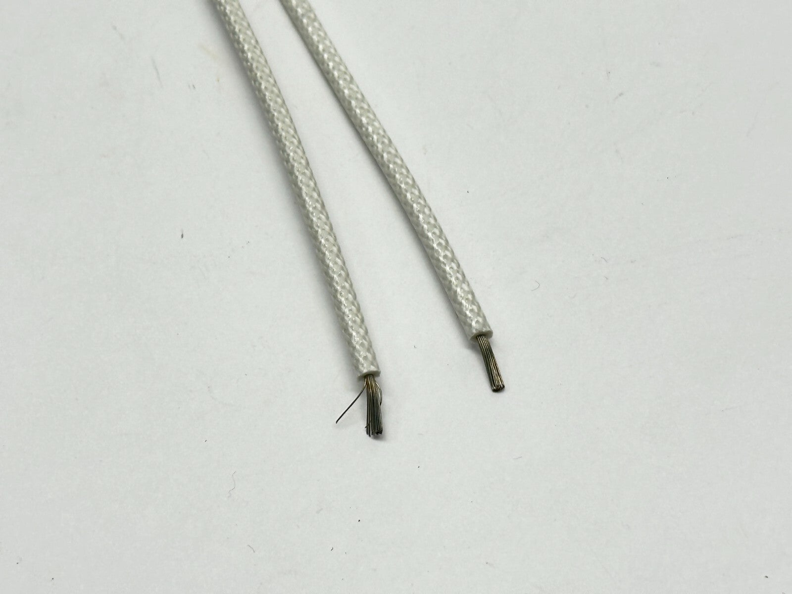 SI103005-00 | Backer HTI Round Flexible Foil Heater 70mm 19.2Ohm 12-48V 7.5-120W - New – Open box - Maverick Industrial Sales